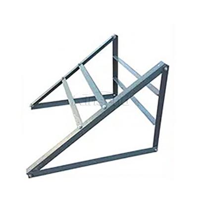 Montagem de painel solar doméstico portátil triangular