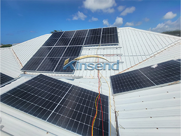 Montagem de sistema solar em telhado, Granada